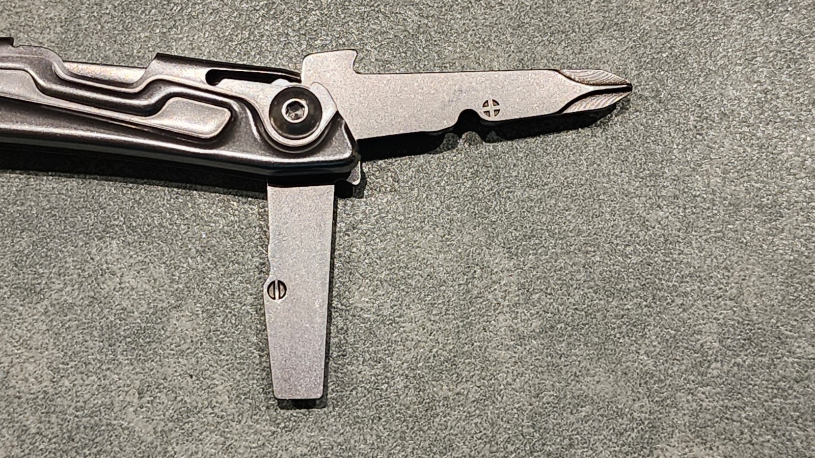 Great Condition Leatherman Bolster Multi-tool Stainless Steel Only – No Pouch