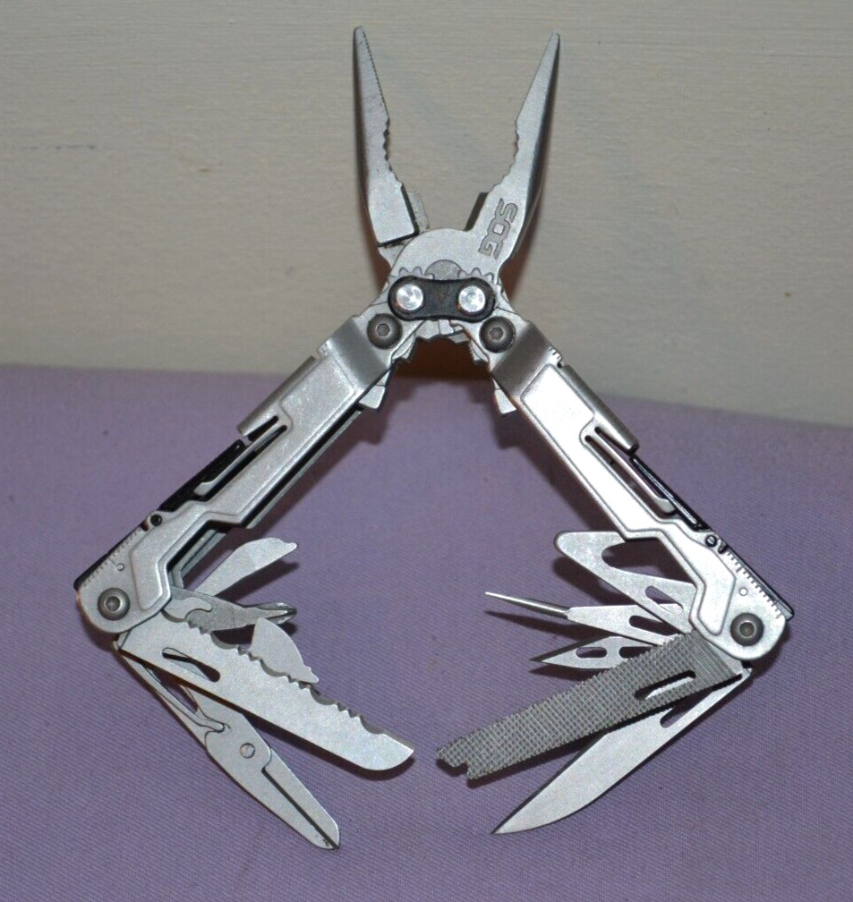 SOG PowerPint Multi-Tool Plier, knife, Scissors & Other Tools W/Belt Clip–Great