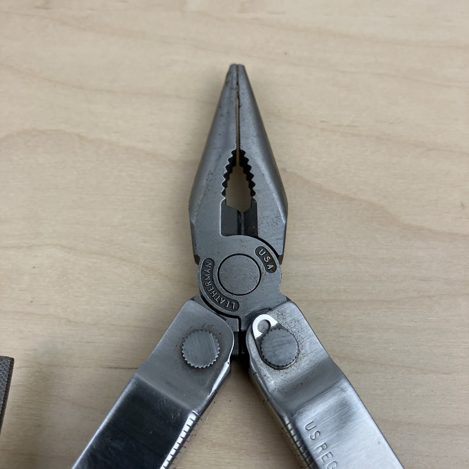 Retired 1995 Leatherman Multi-Tool US Reg TM 1325473 Portland OR w/ Leather Case