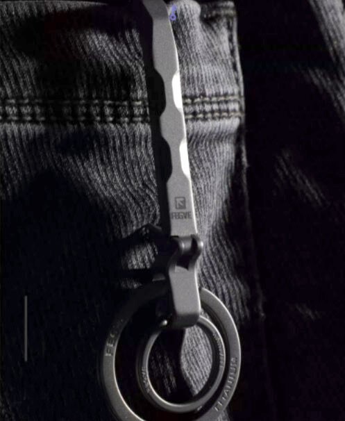Titanium Alloy Quick Release Key Ring Keychain Belt Buckle Car Pendant EDC Tools