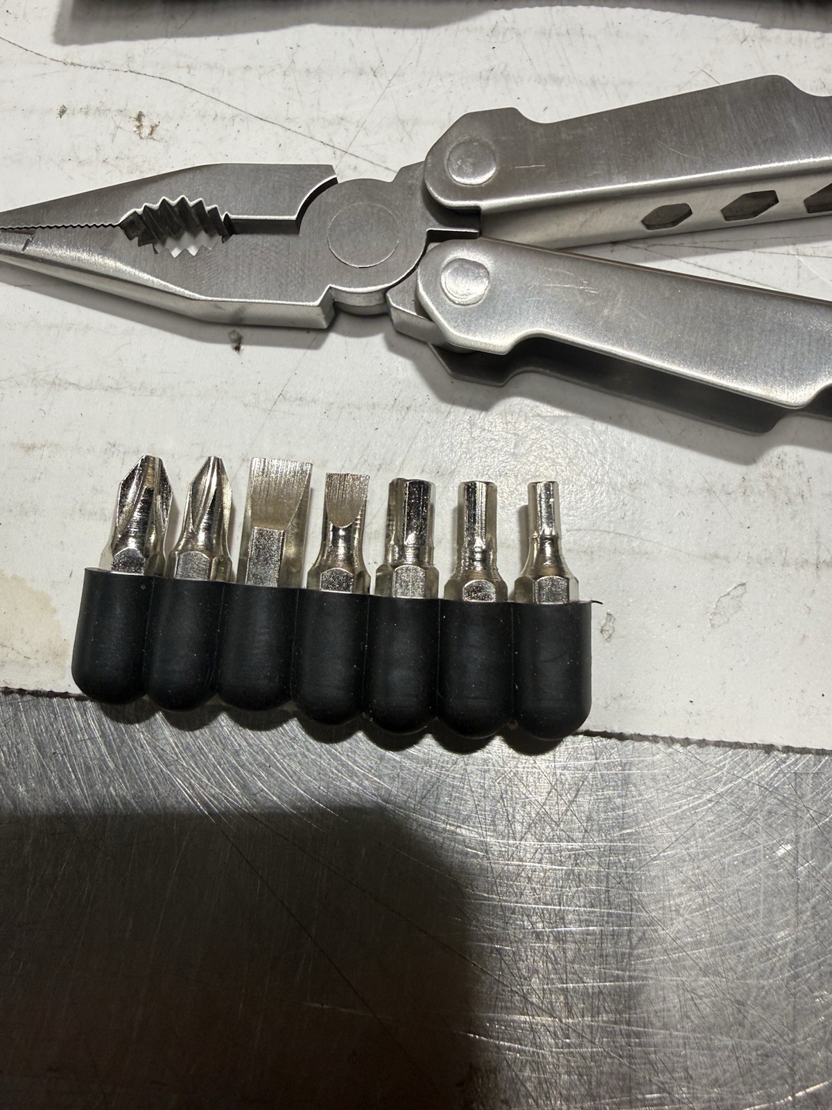 Multitool Stainless Steel Pliers W/ Silver Handle And Multitool Pocketknife Mint