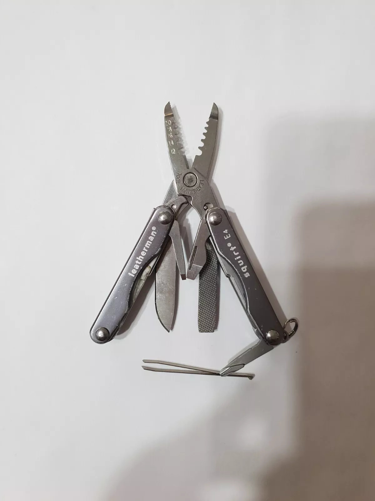 🔥🔥🔥 Leatherman Squirt E4 Stainless Steel Multitool Keychain Rare Gray