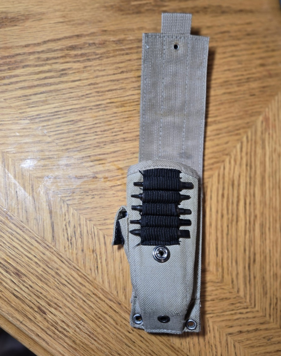 Real Avid Multi-Tool AR15 Hunting Rifle Tool Pliers Knife w/ Sheath