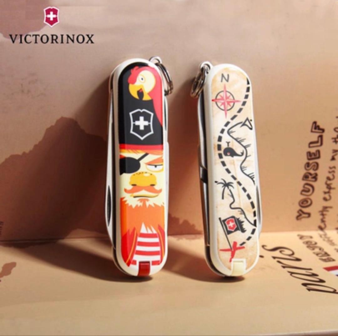 Rare Victorinox Pirate Design Swiss Army Knife Classic Treasure