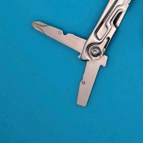 Leatherman Rev 3.8″ Multi-Tool, Stainless!