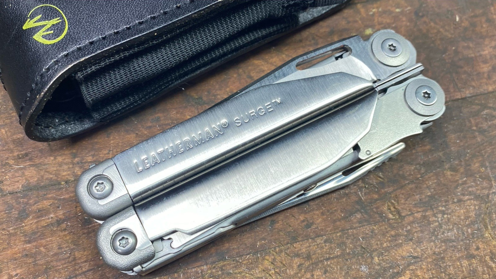 Leatherman Surge Multi-Tool With Sheath EZE Lap Stick & LED Mag Lite, Nice Shape