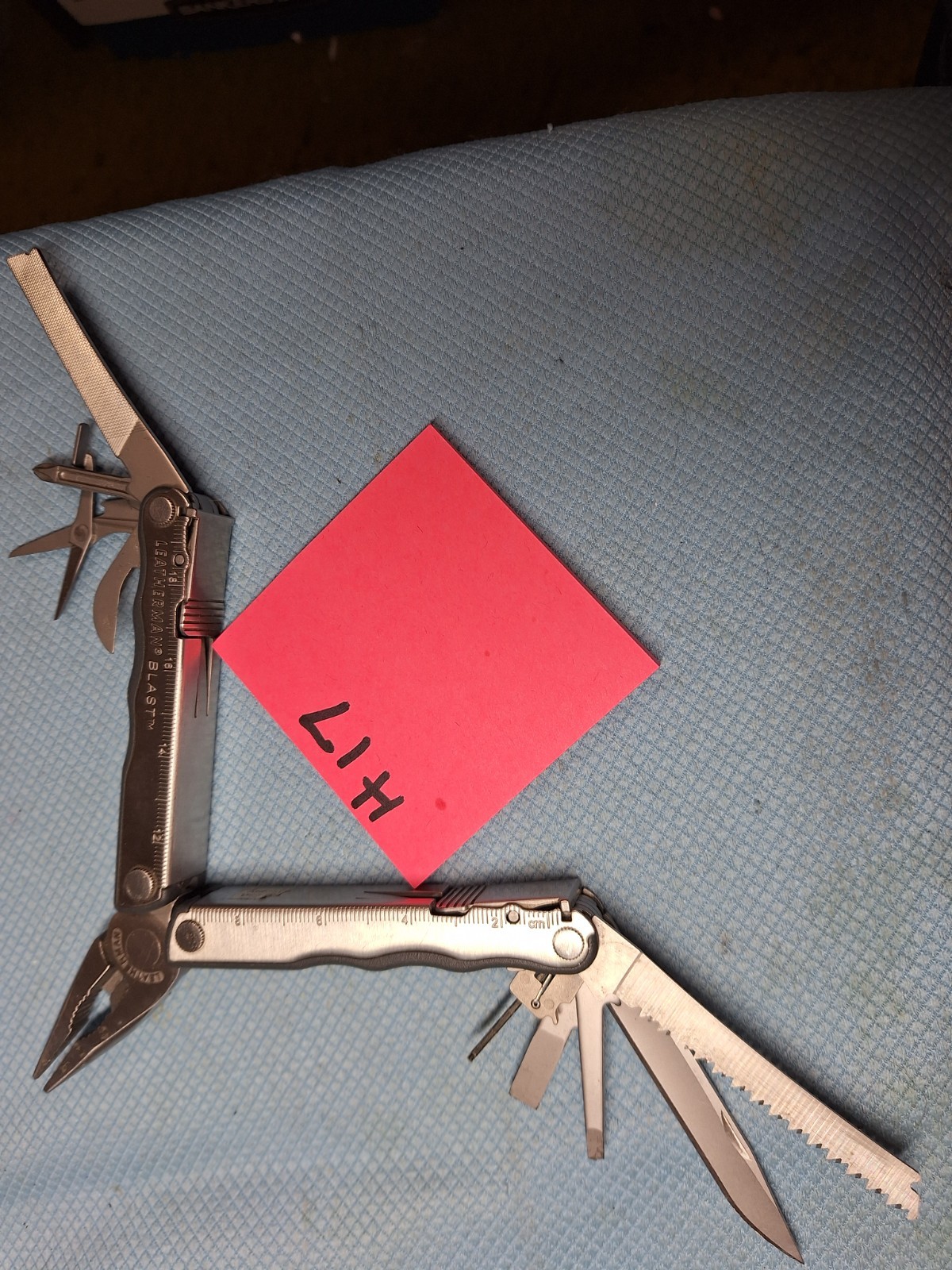 1 Leatherman BLAST Multi Tool Fishing Hunting Camping EXCELLENT LOT H17