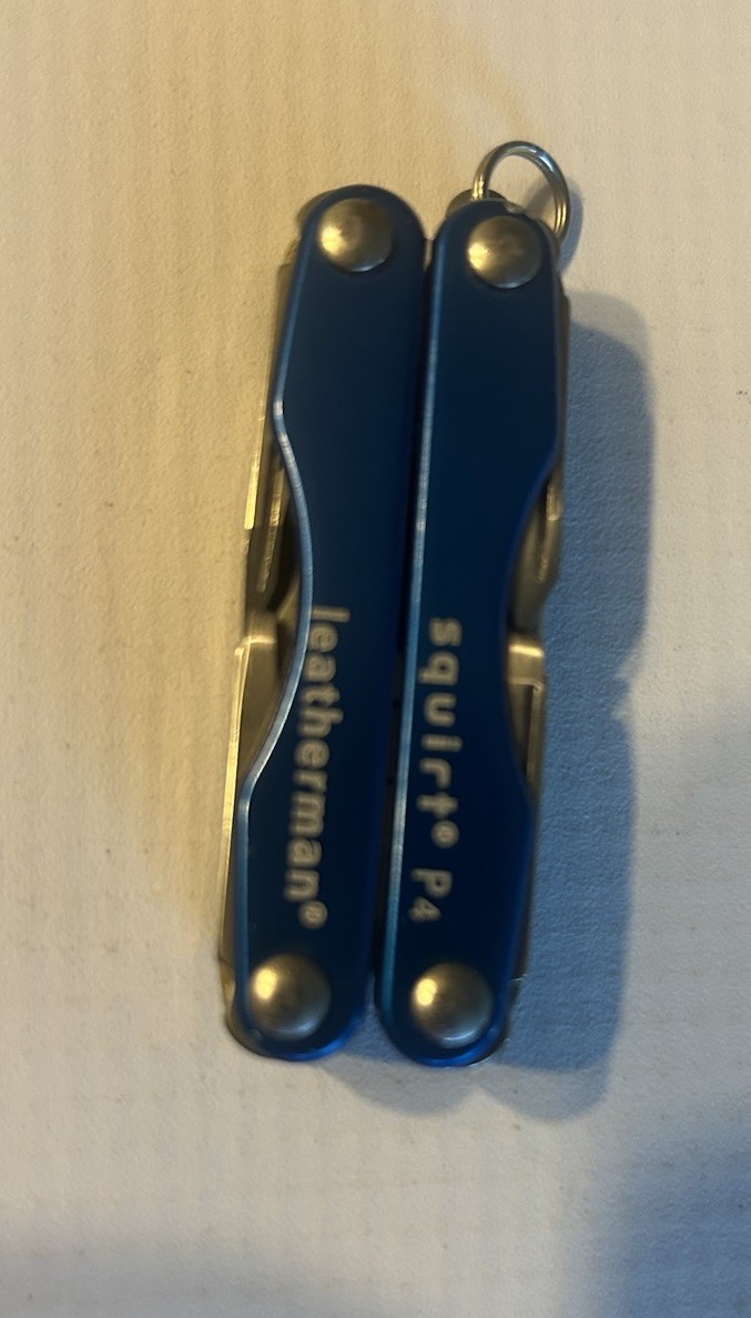 Leatherman Squirt P4 Multi-Tool Key Ring Retired Blue