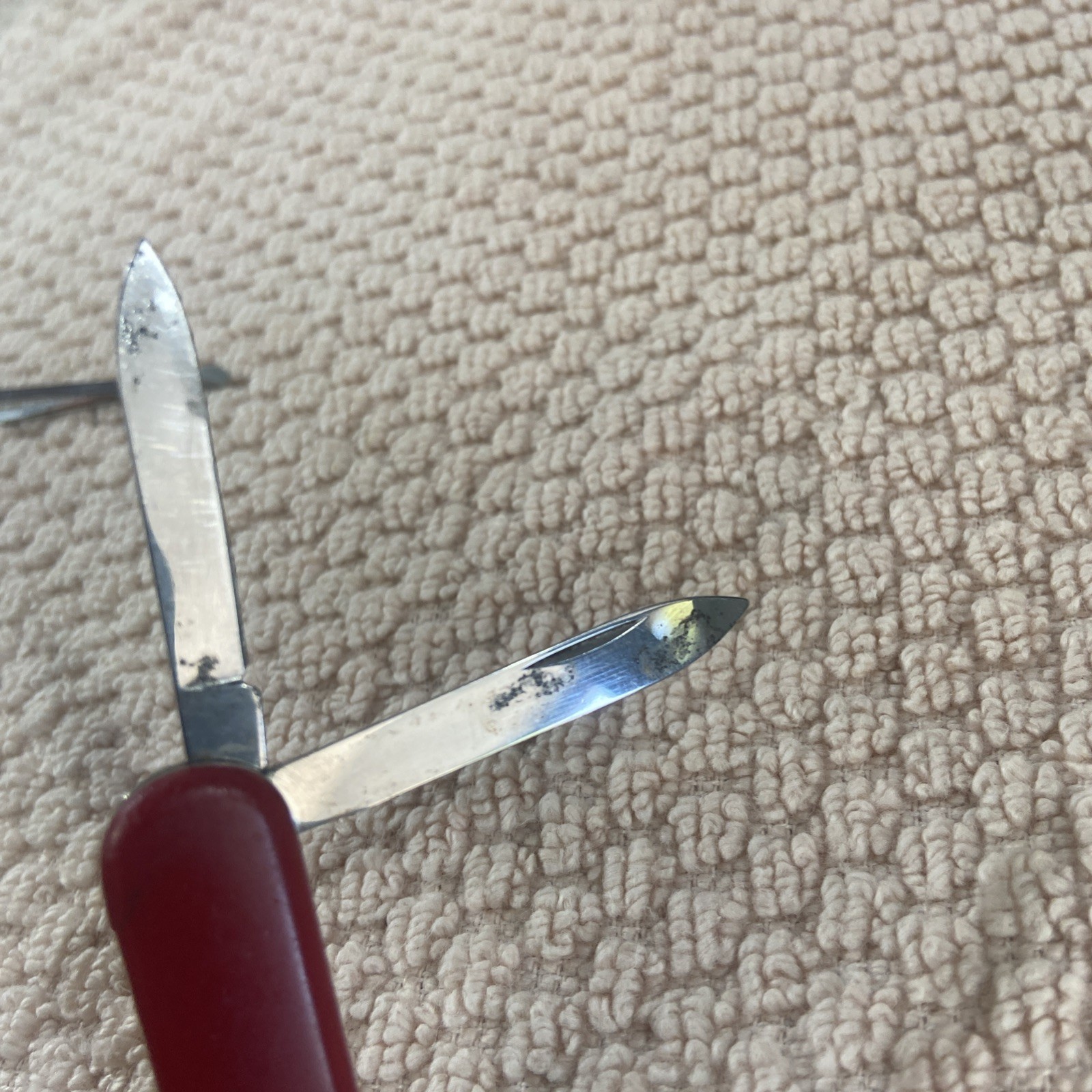 Victorinox Mighty Red Swiss Army Multi-Tool Knife Scissors Tweezers Nail File