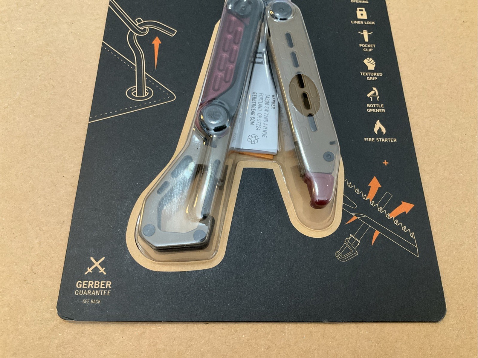 Gerber Stakeout Spark 10 Tools In 1 Pocket Clip Ferro Rod 4.6″ Closed 2.4″ Blade