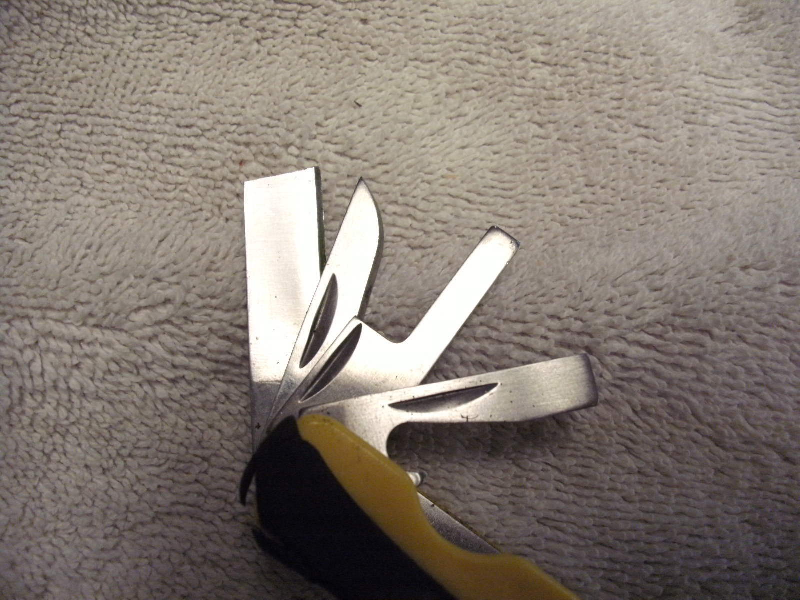 Yellow Handled Multi Tool , Unknown Maker ,See Pictures
