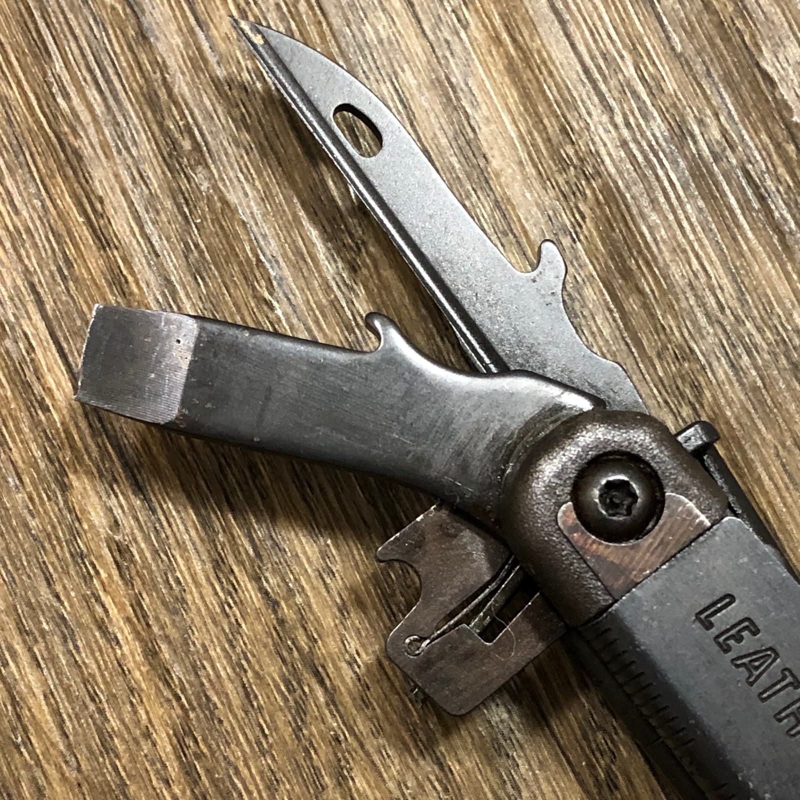2008 Leatherman USA Surge Black Oxide Folding Multi-Tool Pliers & MOLLE Sheath