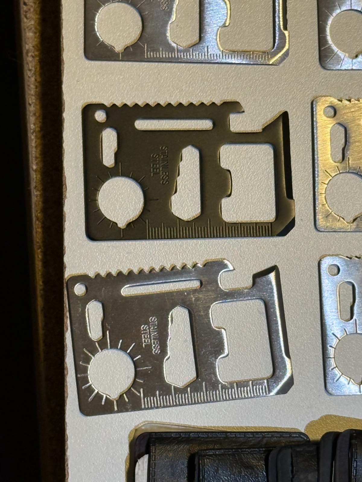 15 MULTIPURPOSE POCKET SURVIVAL TOOLS 4-716-B1-2-10 $5 OBO