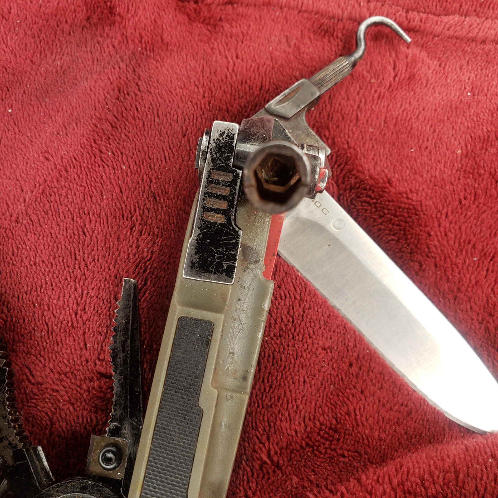 🔪 Real Avid AVGTMAX Gun Max Grey Plier Folding Knife Multi-Tool read