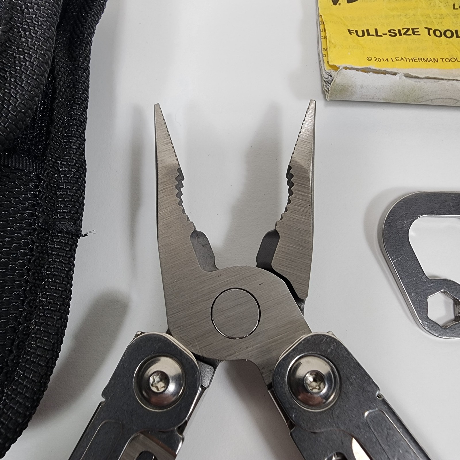 Leatherman Sidekick Multi Tool Pocket Knife Stainless Carabiner Case Clean