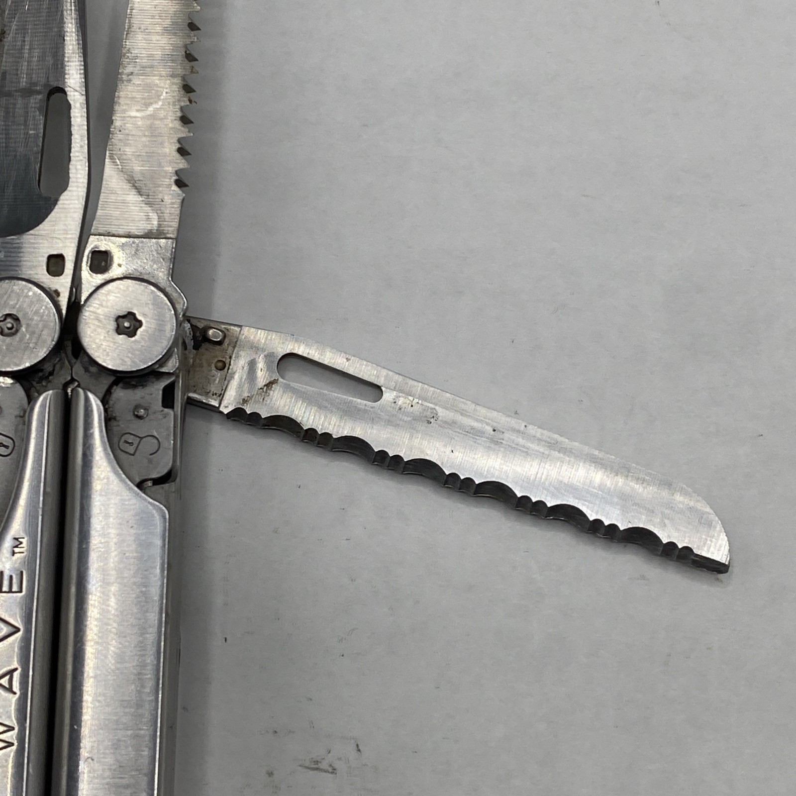 Leatherman Wave Multi Tool – Silver *Retired** **Stamp Date 09/98 & 11/98**