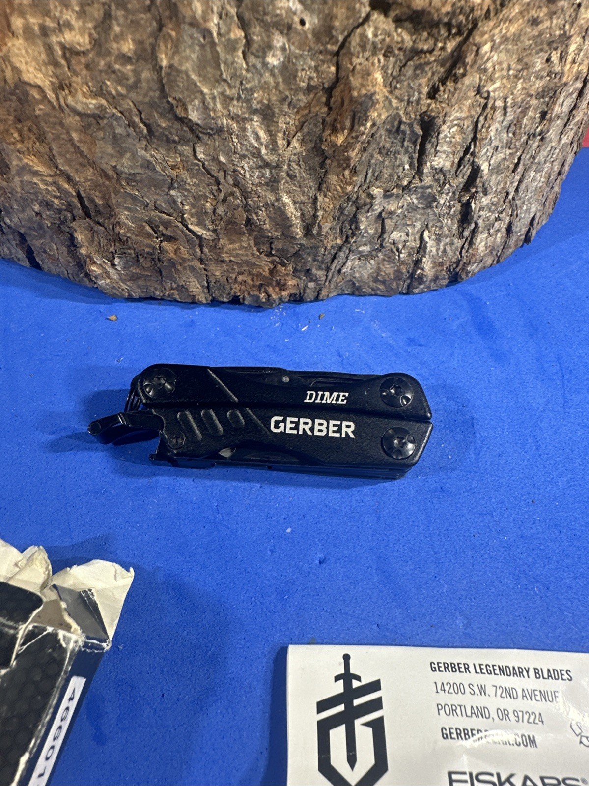 NEW in BOX Fiskars Gerber Gear 30-000469 DIME Multi-Tool Black NIB BOX END TORN