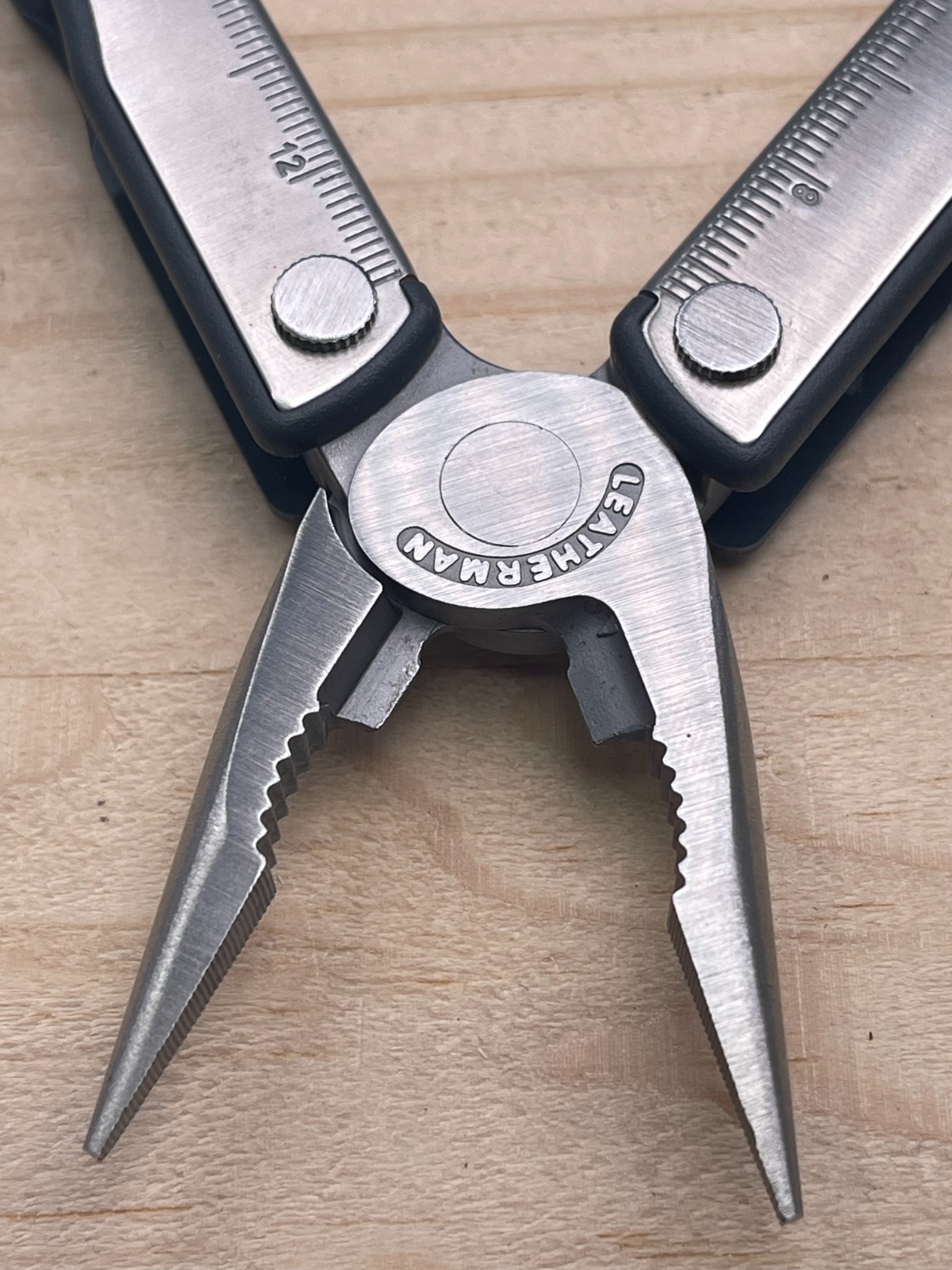 Leatherman Kick Multi-tool Knife with Nylon Sheath 10/09
