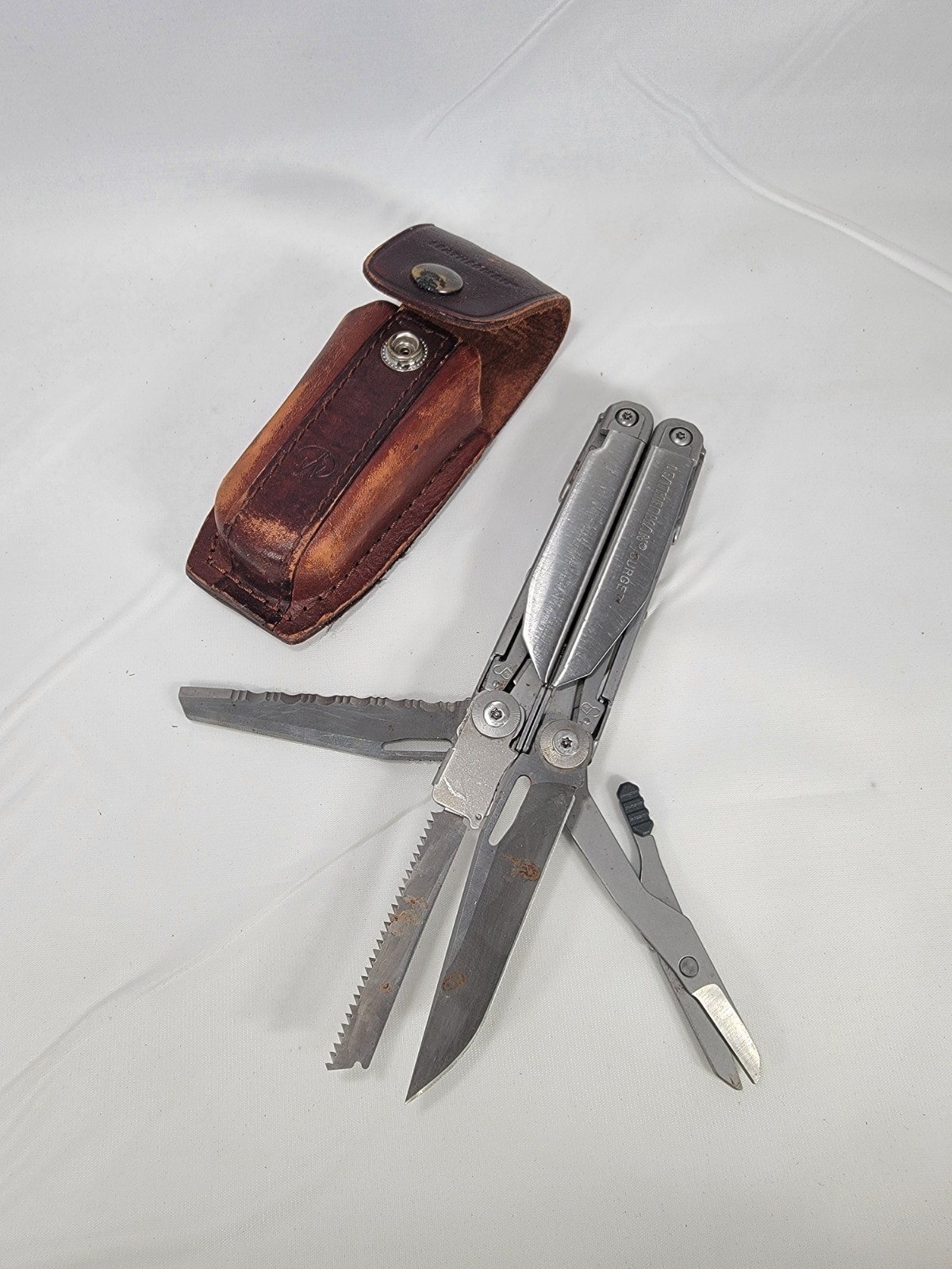 Leatherman Surge Multi Tool Stainless w/ Original High Quality Leather Sheath