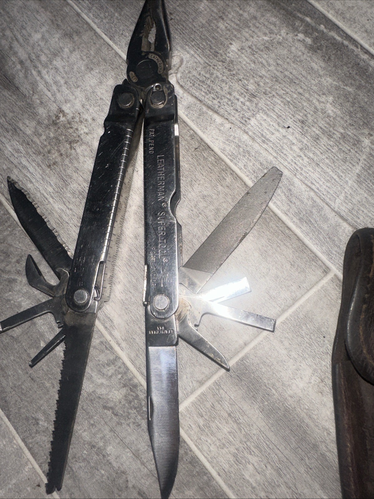 Leatherman Super Tool Multi-tool Pliers with Sheath