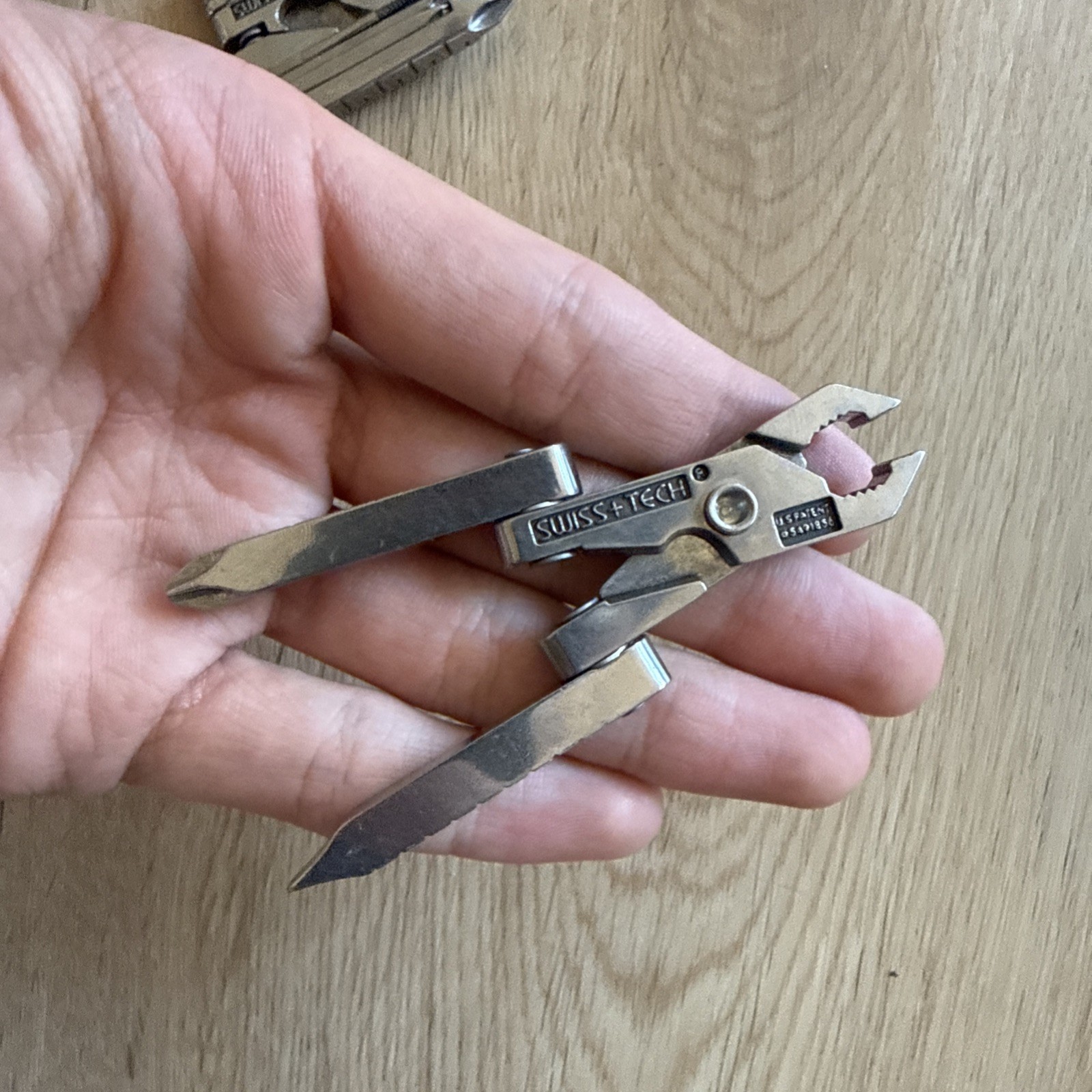 Swiss+Tech Keychain Multi-Tool Lot Micro-Max 19-in-1 & Micro-Tech 6-in-1 Pliers