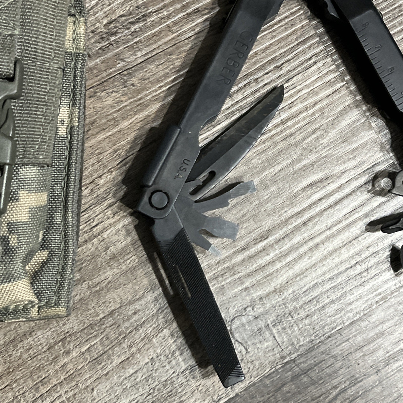 Gerber MP600 Multi Tool U.S. Military Issue! BLACK, DIGITAL CAMO SHEATH