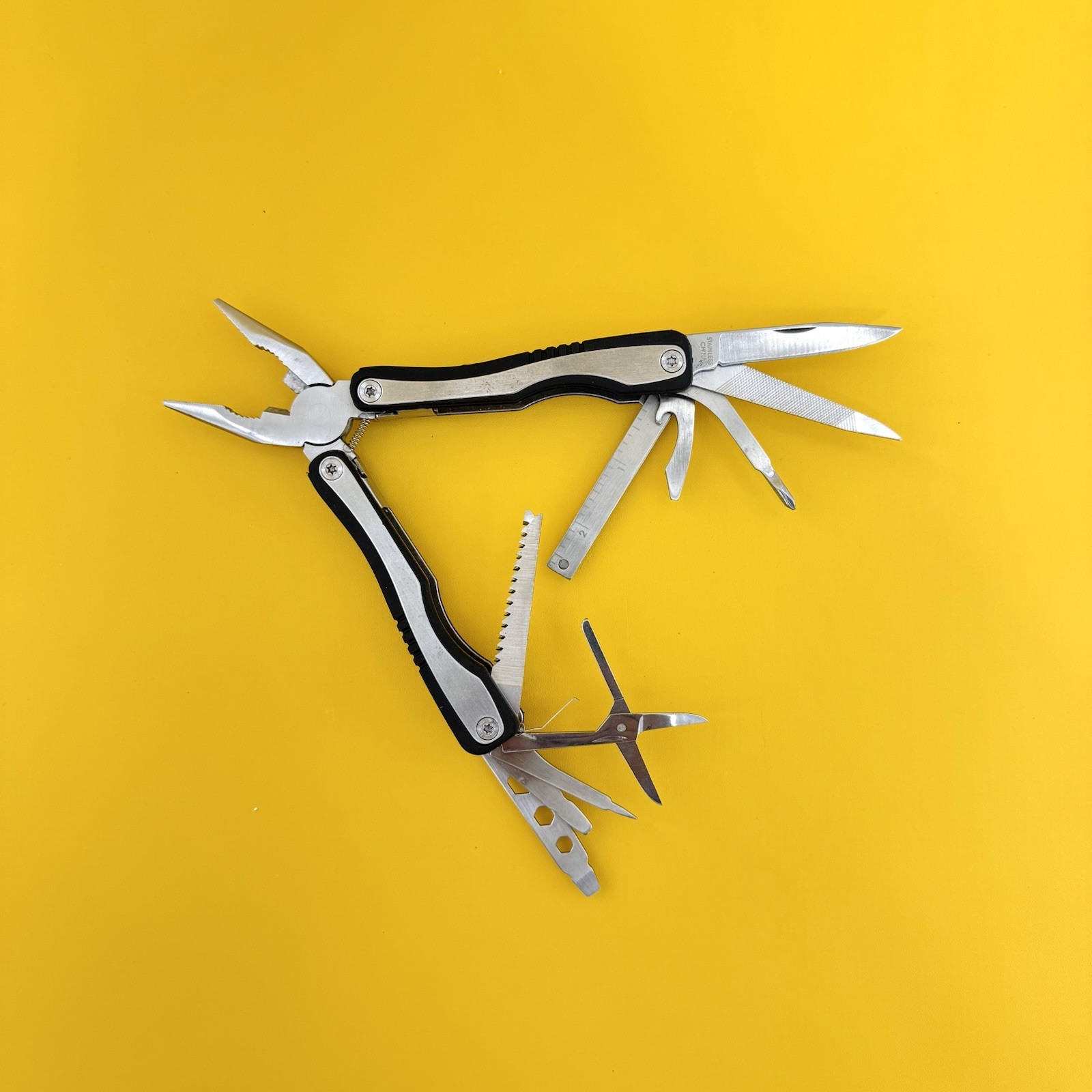 11-in-1 Multi Tool Pocket Knife Folding Pliers Stainless Steel Survival EDC Tool