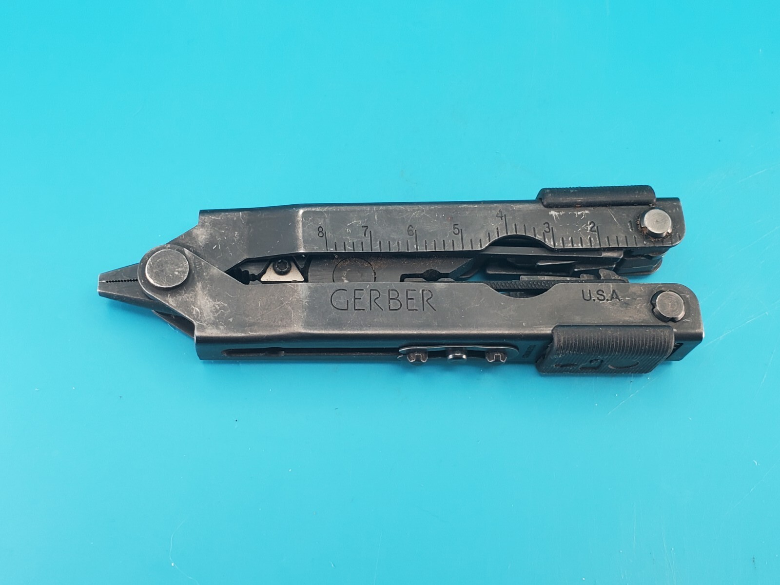 Gerber MP600 Black Oxide Multi-Tool Needle Nose Pliers! With Sheath!