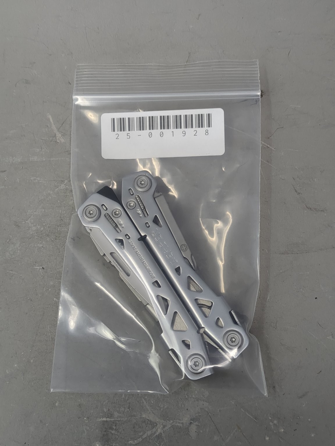 Gerber Suspension NXT Multi-Tool Stainless Steel 15 Tools Camping