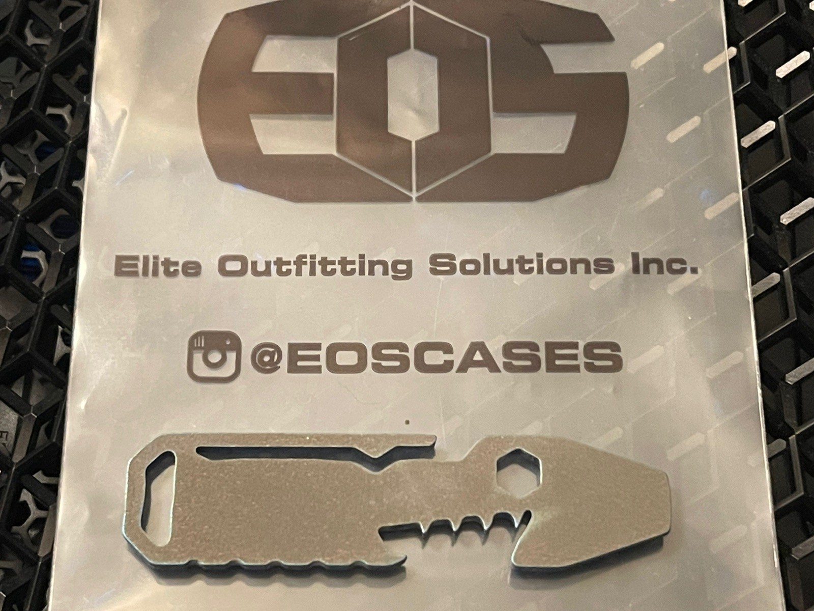 EOS TiShark Prybar Anodized blue Titanium