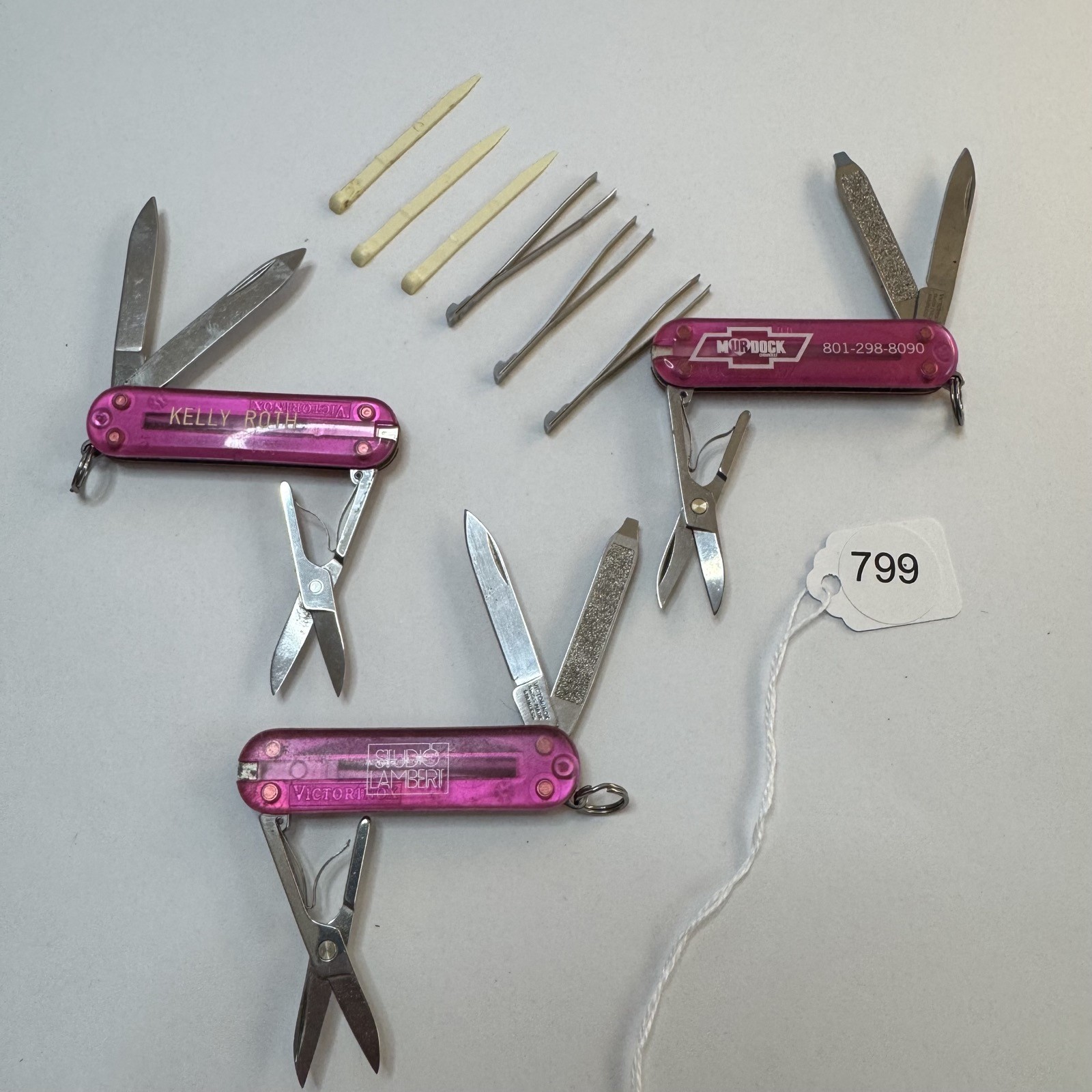 Victorinox Classic SD Swiss Army Pocket Knife Translucent Pink -Lot of 3 #799