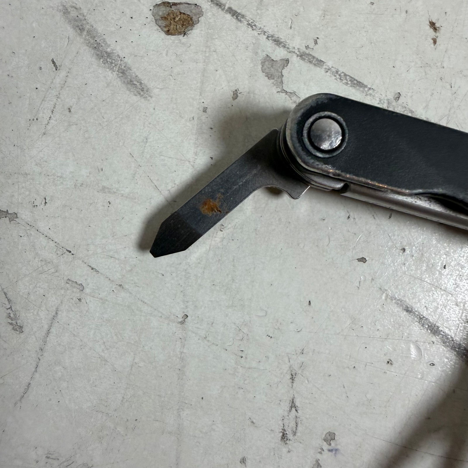 Leatherman Squirt PS4 Black Stainless Steel Lightweight Compact Plier Multitools
