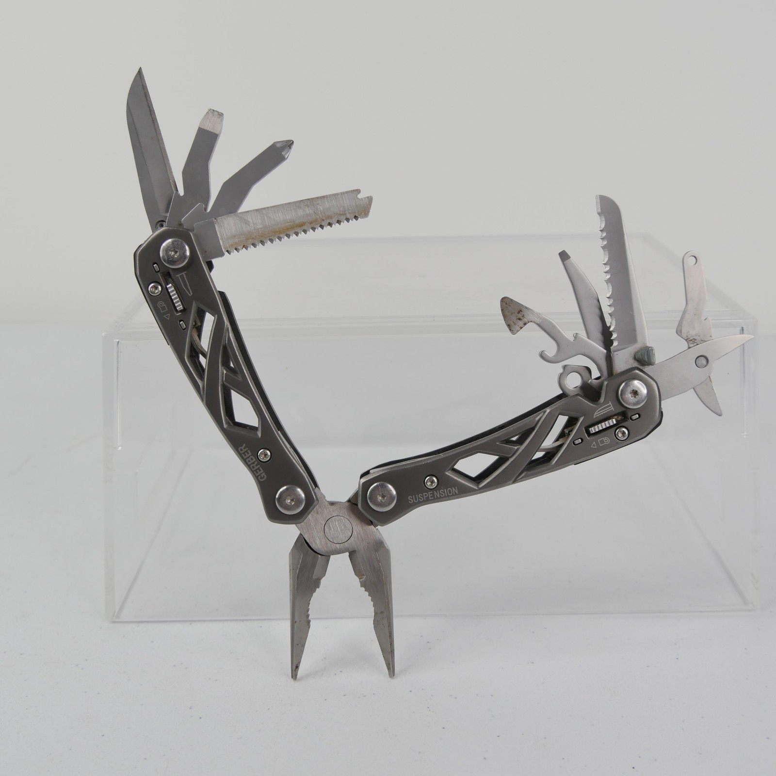 Gerber Suspension Multi-Tool Stainless Steel Pliers Knife Saw Scissors EDC