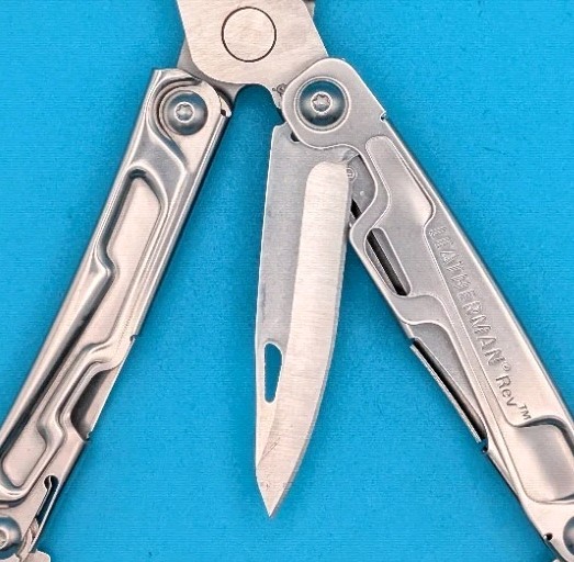 Leatherman Rev 3.8″ Multi-Tool, Stainless!