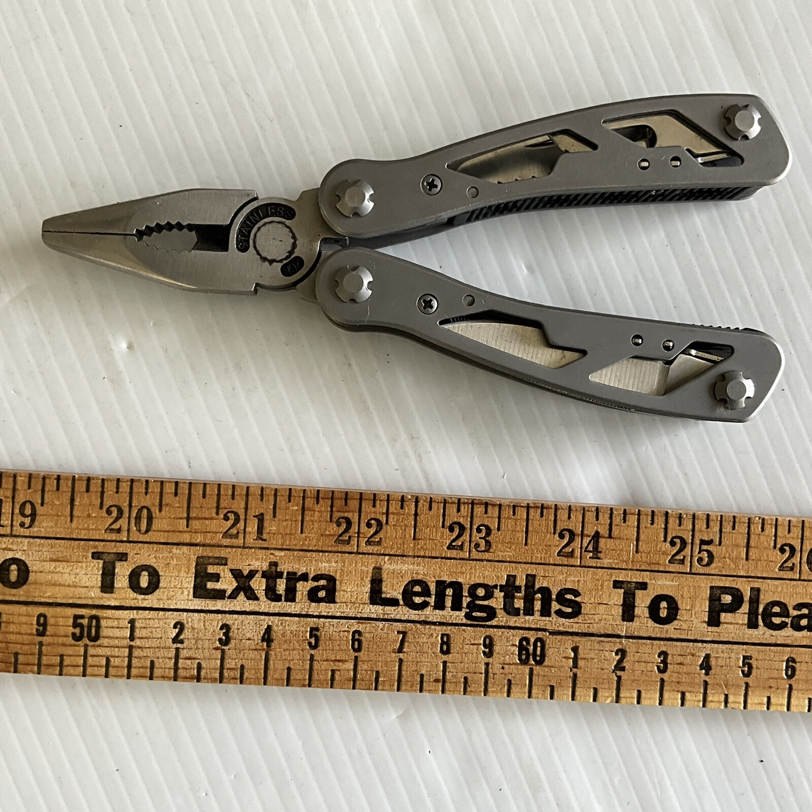 Stanley Stainless 12-in-1 Multi Tool 2CR Pliers Knife Screwdrivers File Survival