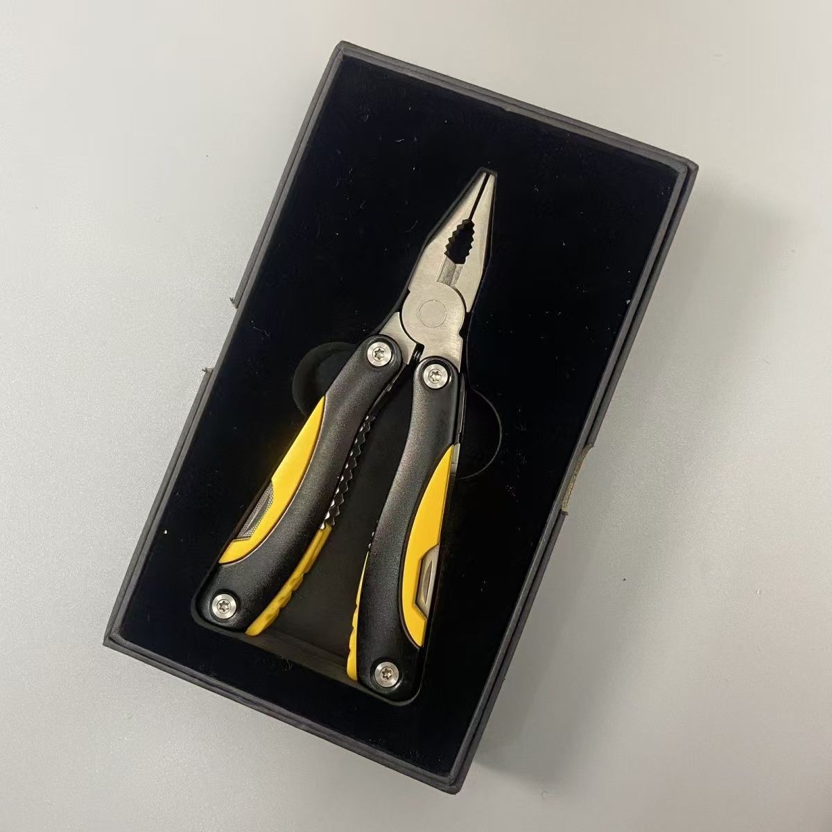 Aluminum alloy multifunctional pliers for folding, portable camping, and thicken