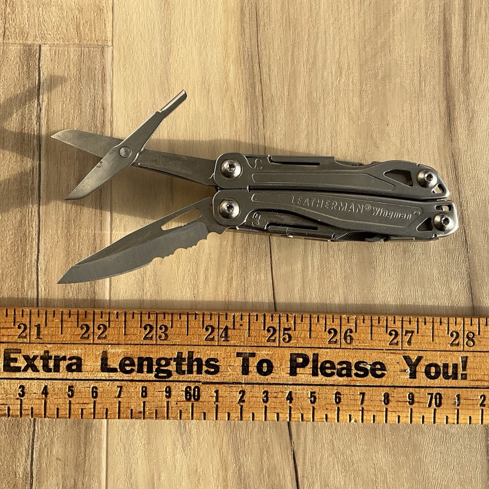 Leatherman Wingman Multi Tool EDC Good Condition Multi-Tool Partially Serrated