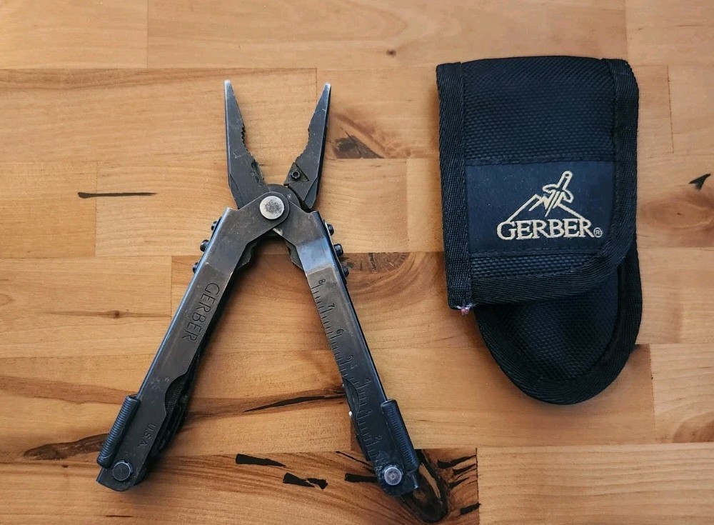 Gerber MP600 Multi-Tool Multi-Plier Black Oxide w/ Sheath – Great C59