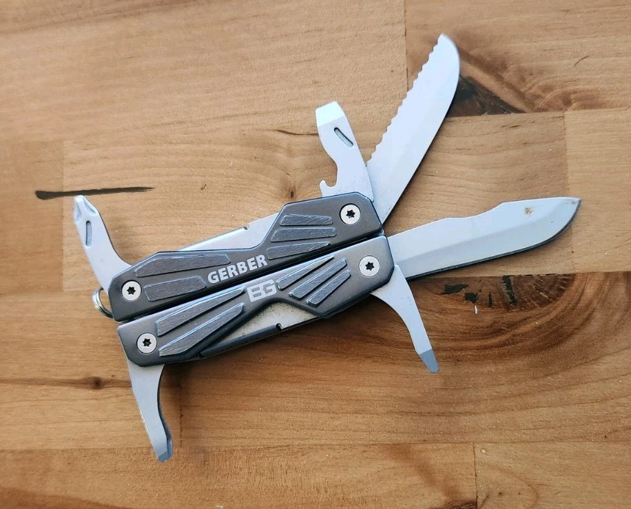 Gerber BG Compact Gray Mini Multi-Plier Knife Multi Tool – Great Cond. – Y20
