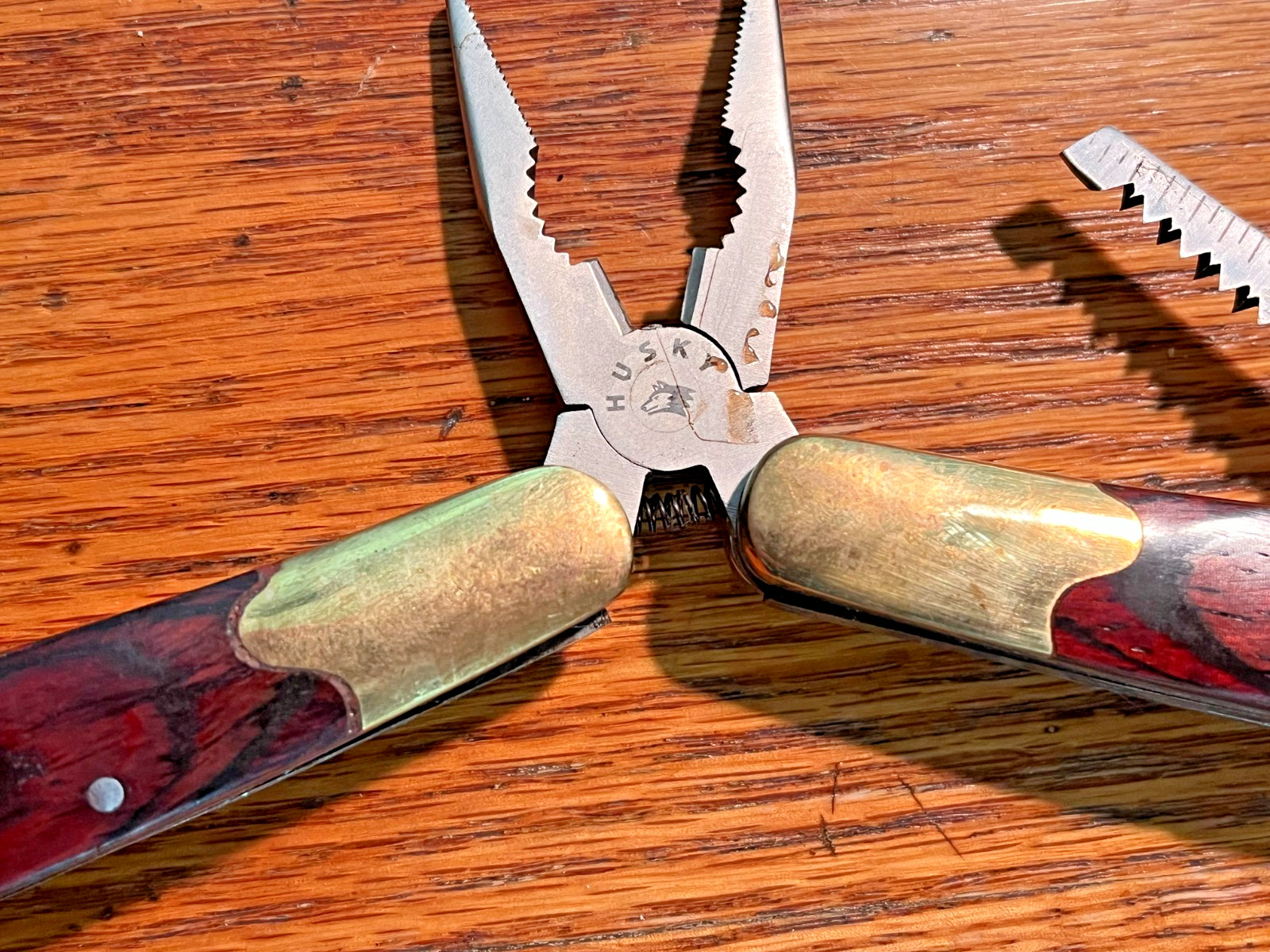Husky Limited Ed. Rosewood & Brass Multi-Tool & Case Excellent