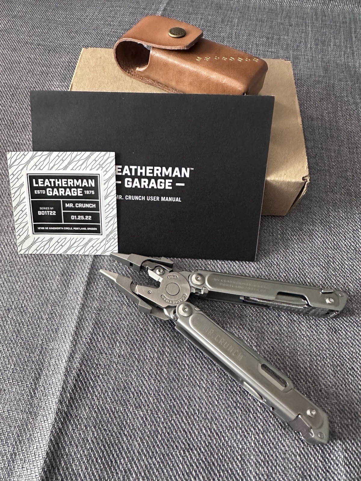 Leatherman Mr. Crunch Garage Edition Batch 001