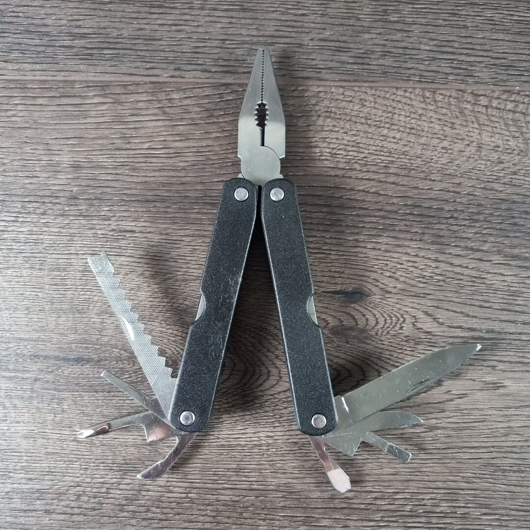 Barlow Stainless Steel Multi-Purpose Tool Pocket Knife