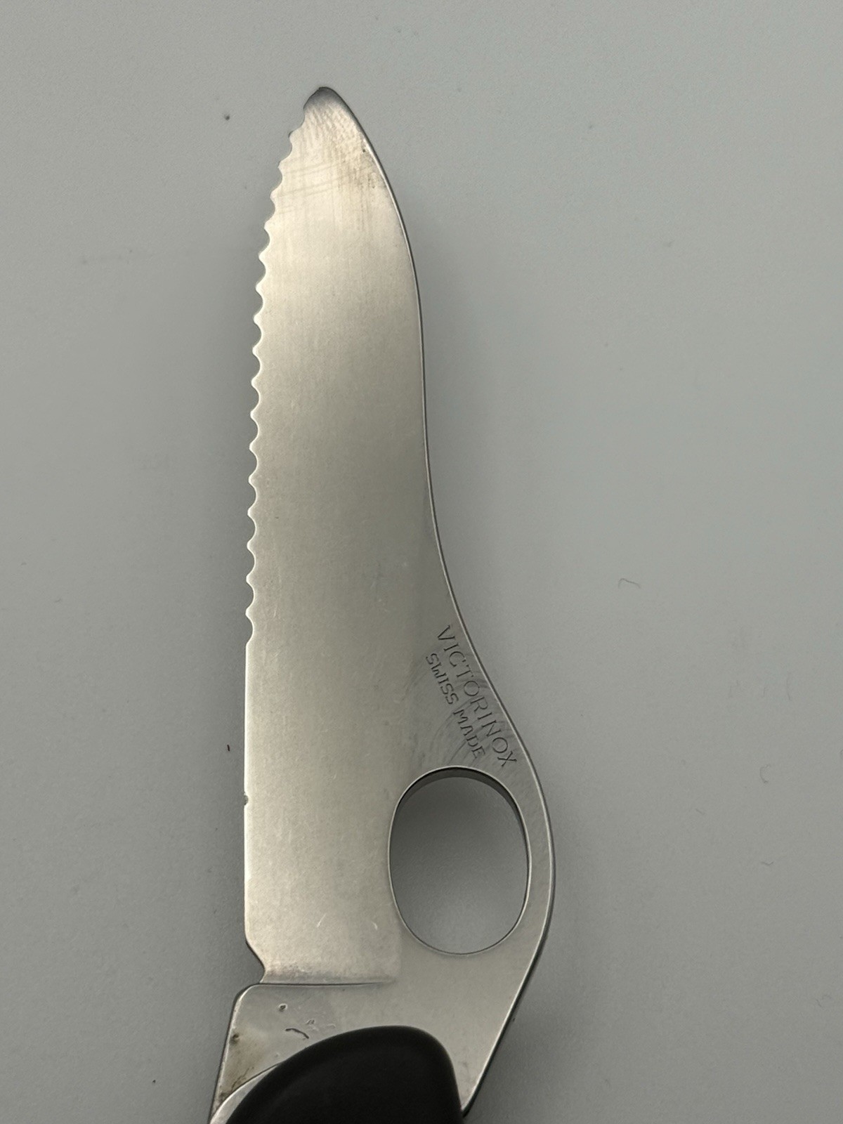 Victorinox One Hand Trekker Trailmaster OHT 111mm Swiss Army Knife