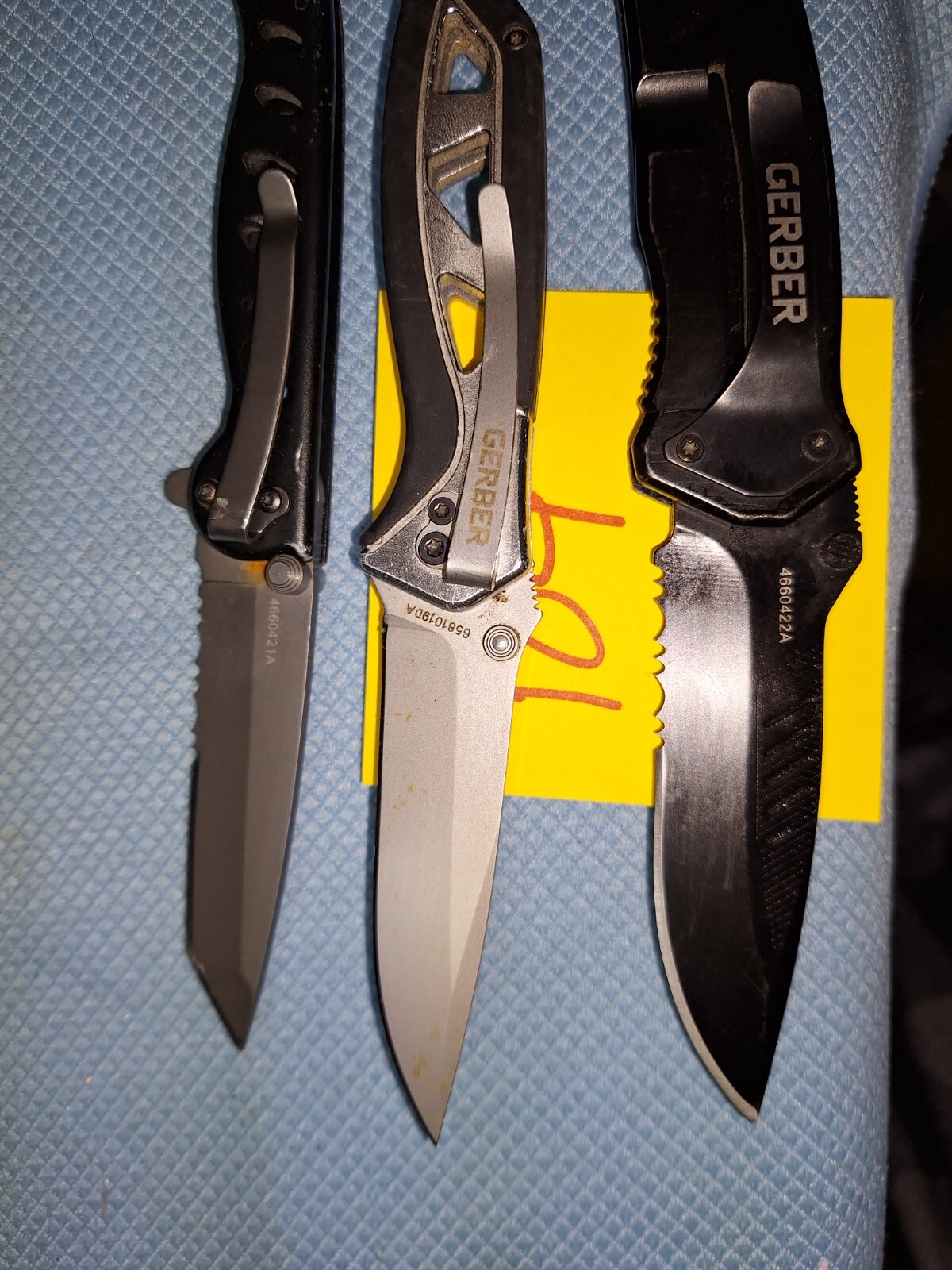 3 Gerber Pocket Knives AIRPORT CONFISCATION Loc 104