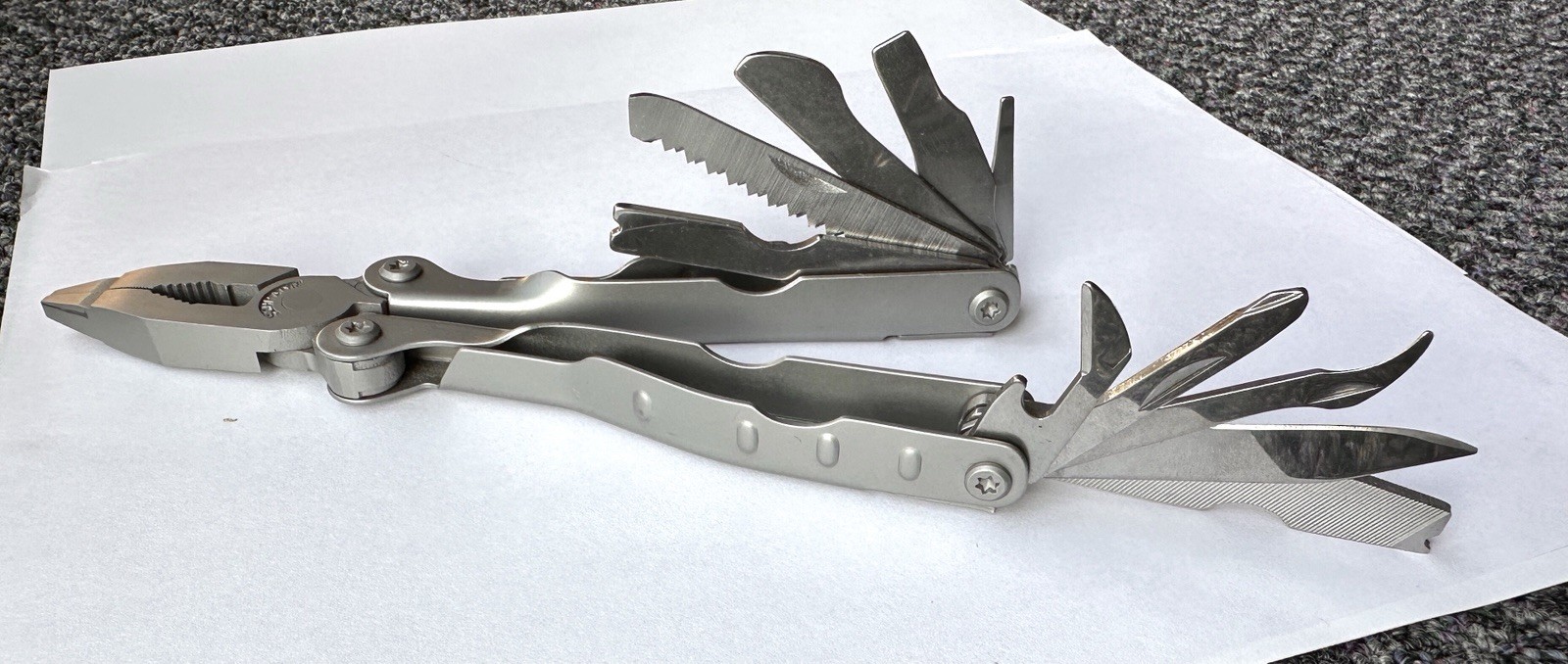 Schrade Tough Multi Tool Unused With Belt Sheath