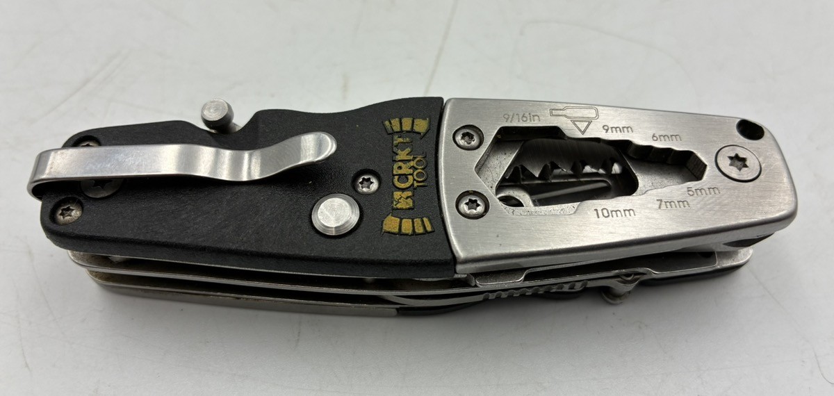 CRKT FOLDING BLADE MULTI TOOL 9300 FLAT HEAD PHILLIPS HEAD (CP2016022)