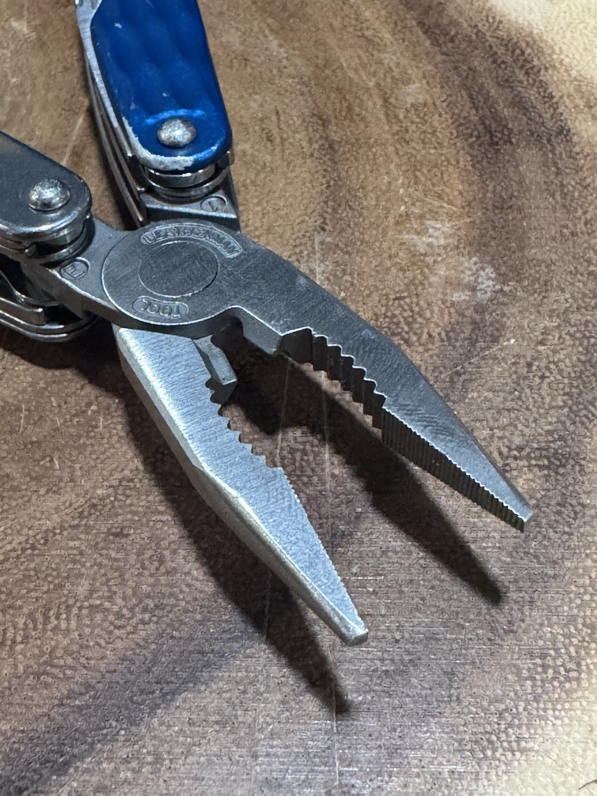 Leatherman Juice CS4 EDC Multitool