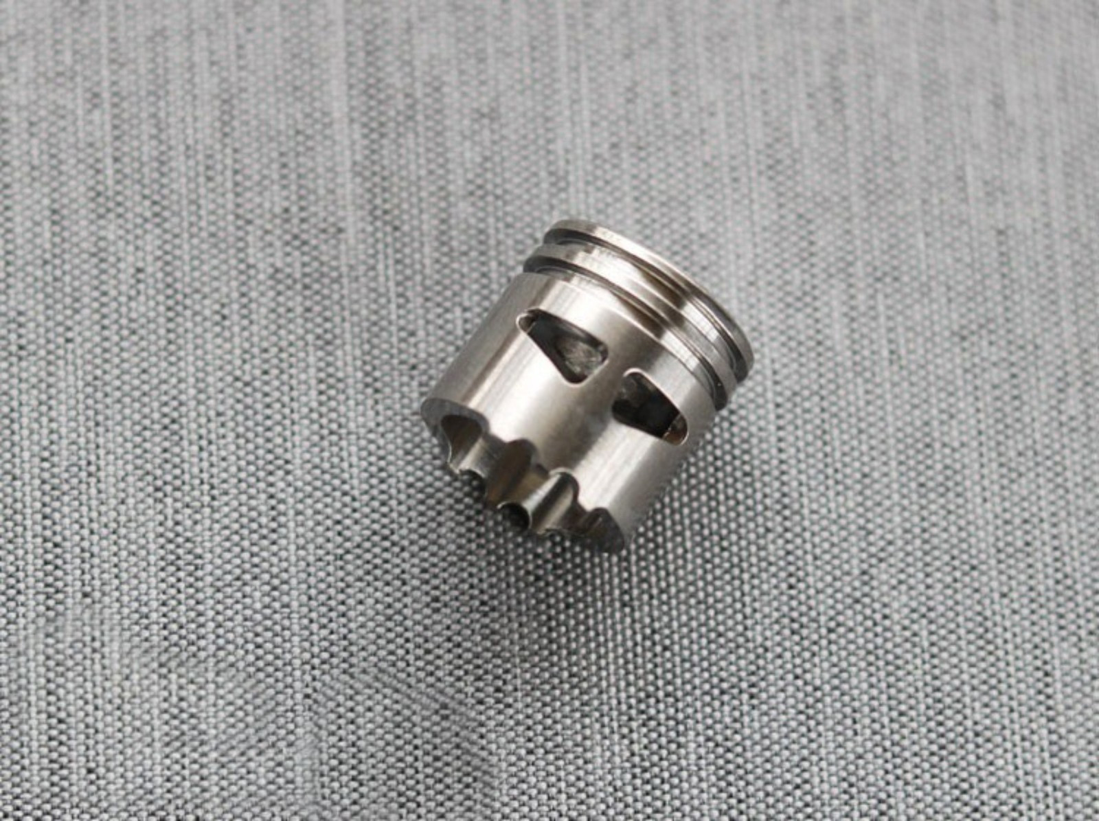 Titanium Piston Skull Knife Bead EDC Key Parachute Cord DIY Pendant Lanyard