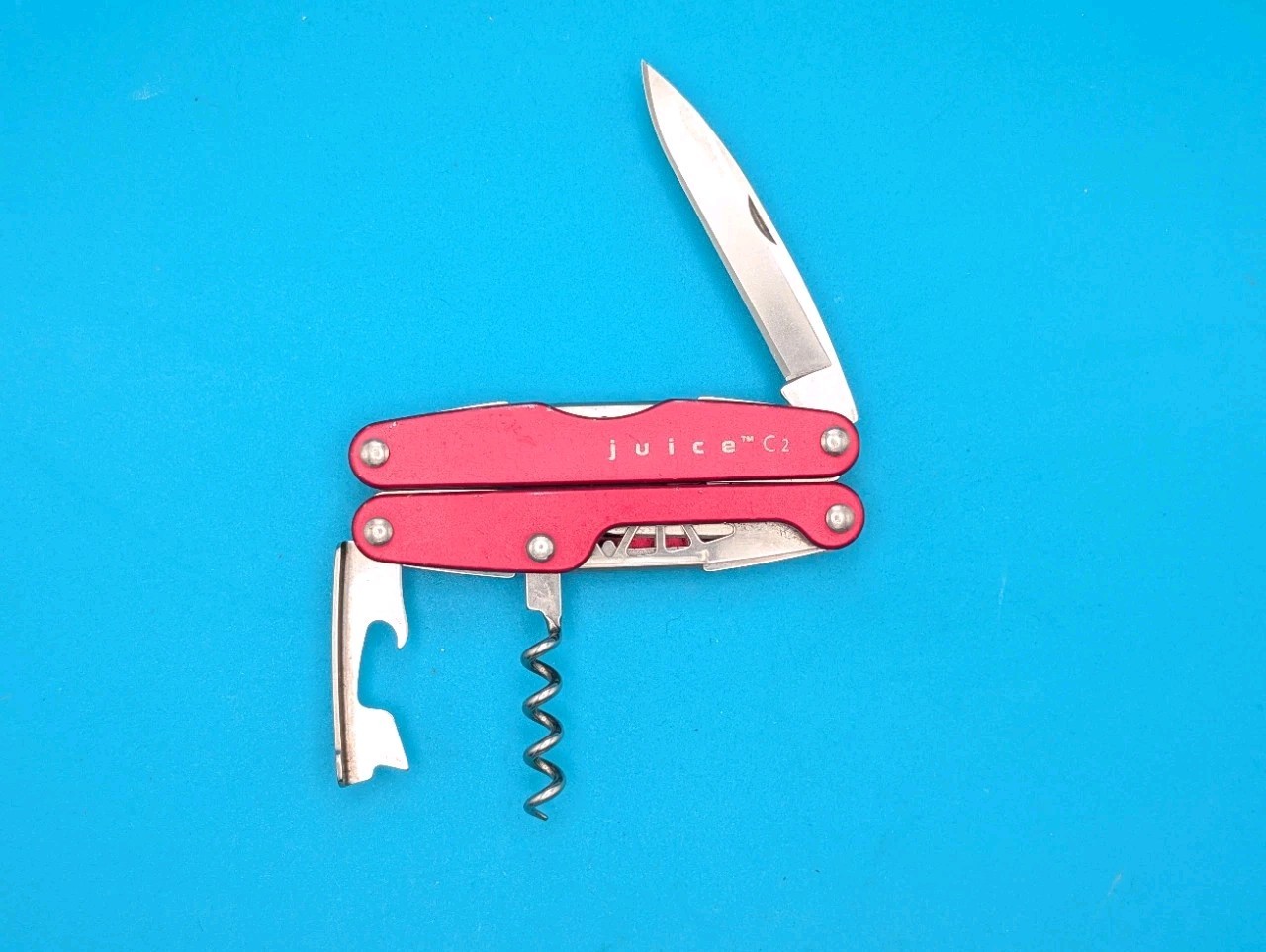 Leatherman Juice C2 Red Multi Tool! RETIRED!