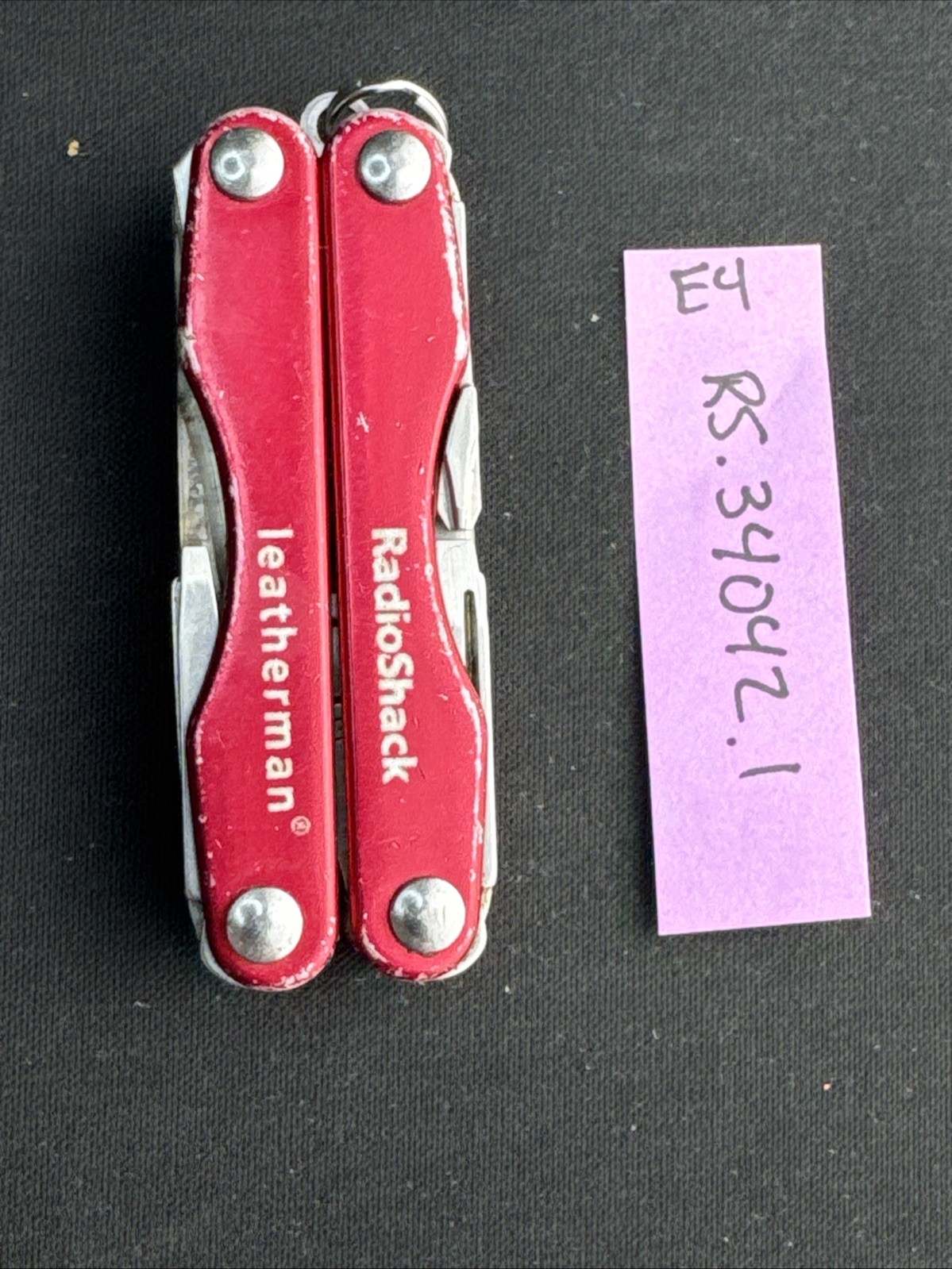 Leatherman Squirt E4 Multi-Tool w/Wire Strippers Radioshack 34042